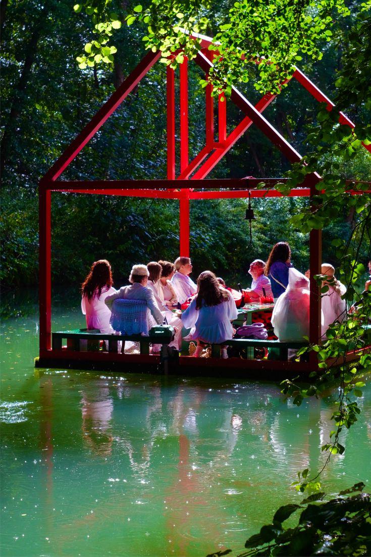 Coucou Ladies — La vie en rose